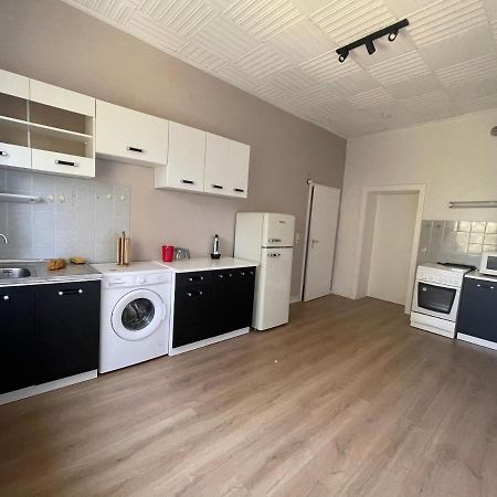 1 Schlafenzimmer 1 Whonzimmer Waschmaschine Trockner Maximum 4Personen Rheinhausen Center Appartement 1705 杜伊斯堡 外观 照片